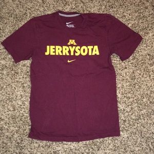 **Moving Sale**Nike Minnesota Gophers Tee